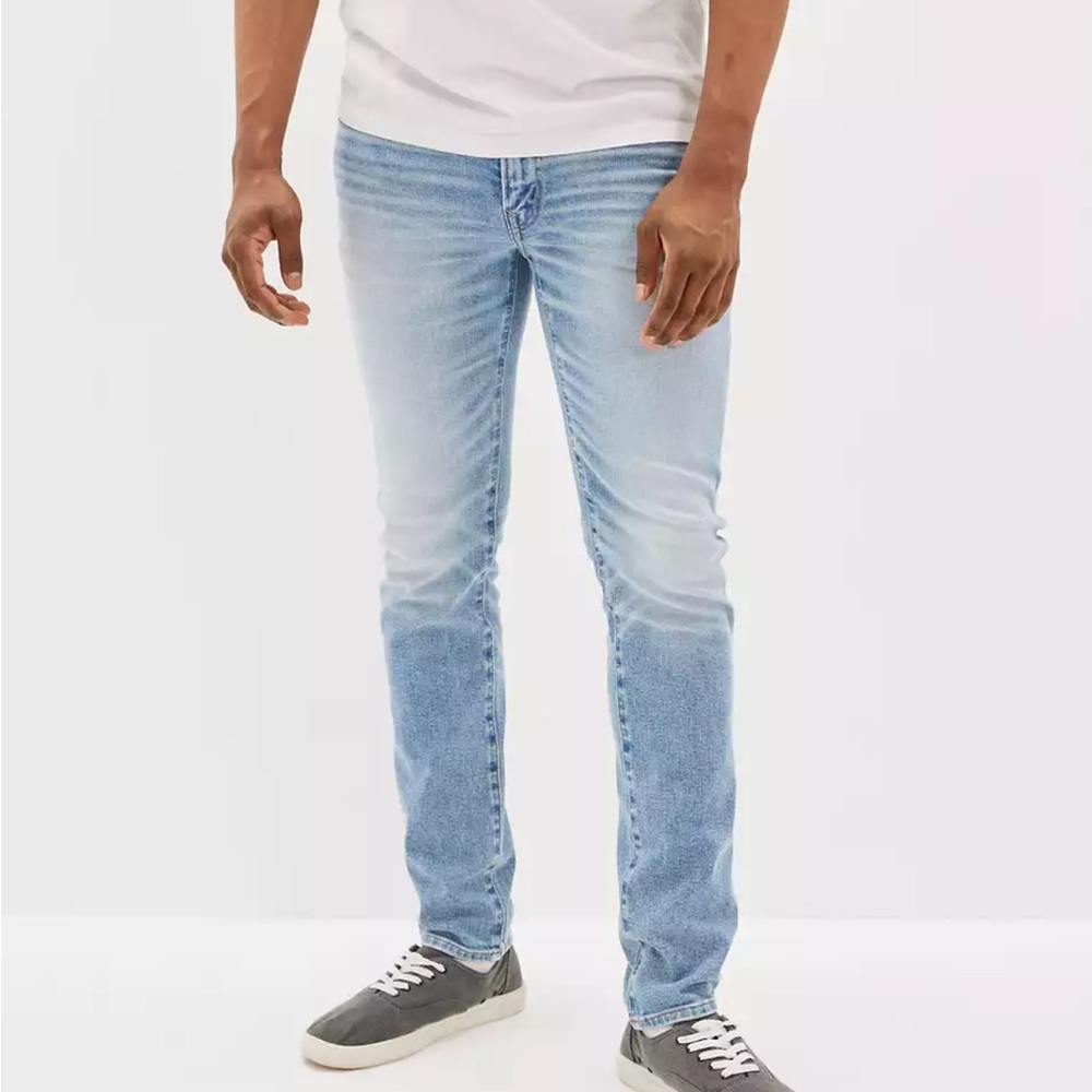 Mens Waist 29 American Eagle Jeans Light Color Blue Slim Straight No holes